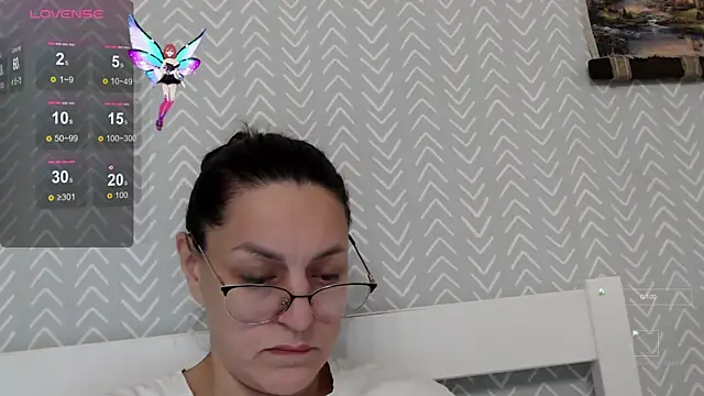 Snapshot of Soffya_Soy chatting on November 2, 2025, 3:17 pm Soffya Soy online show from November 2, 2025, 3:17 pm