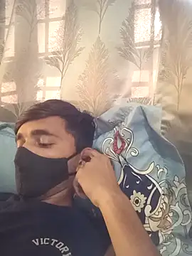 Snapshot of vas02vir chatting on February 21, 2025, 11:44 am vas02vir online show from February 21, 2025, 11:44 am