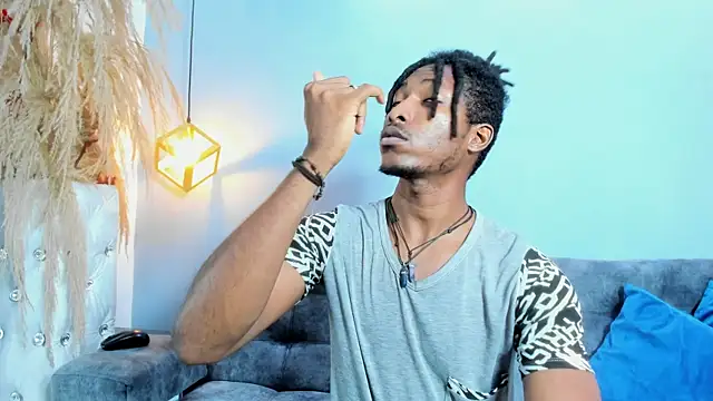 xxxhotbbc online show from March 20, 2025, 8:19 pm