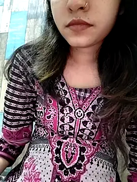 Snapshot of cute_IndianBabe chatting on November 28, 2025, 1:06 am cute IndianBabe online show from November 28, 2025, 1:06 am