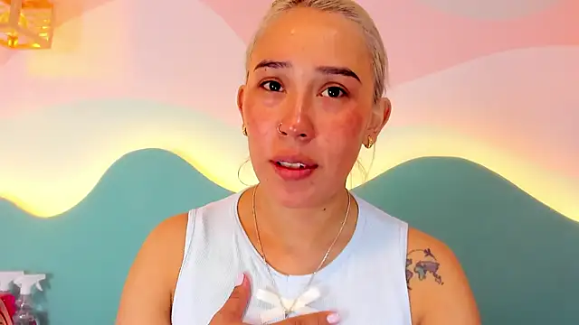 Snapshot of Lannajansen chatting on January 6, 2026, 1:37 pm Lannajansen online show from January 6, 2026, 1:37 pm