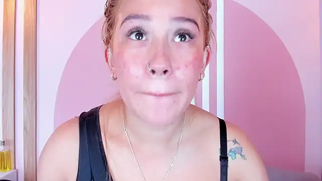 Lannajansen online show from April 6, 2026, 1:23 pm