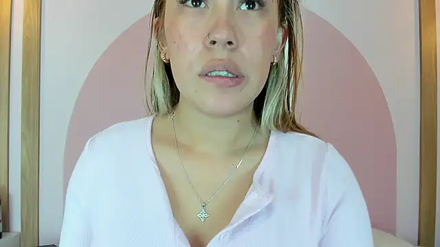 Lannajansen online show from March 29, 2026, 2:41 pm