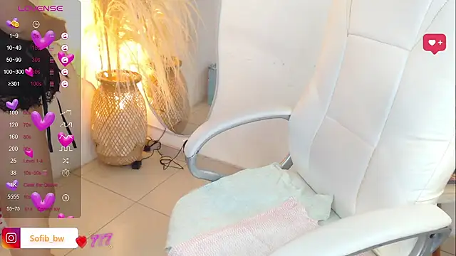 Sofi BBW online show from February 21, 2026, 12:40 pm