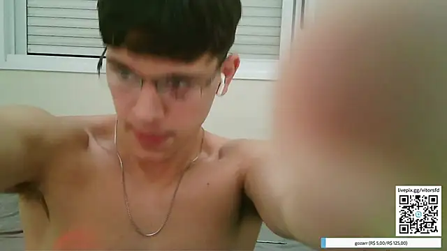 Snapshot of vitorsafado19 chatting on February 1, 2026, 5:17 am vitorsafado19 online show from February 1, 2026, 5:17 am
