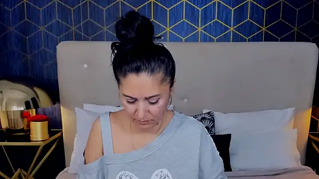 Snapshot of ValeryBlakes chatting on November 2, 2025, 6:57 pm ValeryBlakes online show from November 2, 2025, 6:57 pm