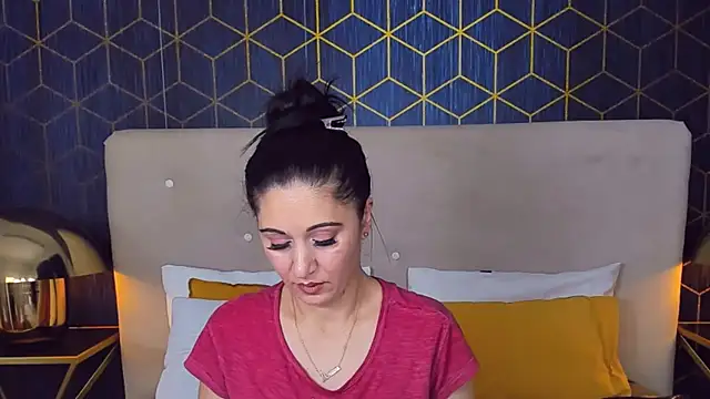 Snapshot of ValeryBlakes chatting on March 19, 2025, 8:11 pm ValeryBlakes online show from March 19, 2025, 8:11 pm