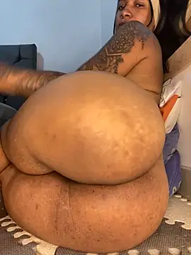 Charlotte bronxxx online show from October 1, 2025, 9:18 pm