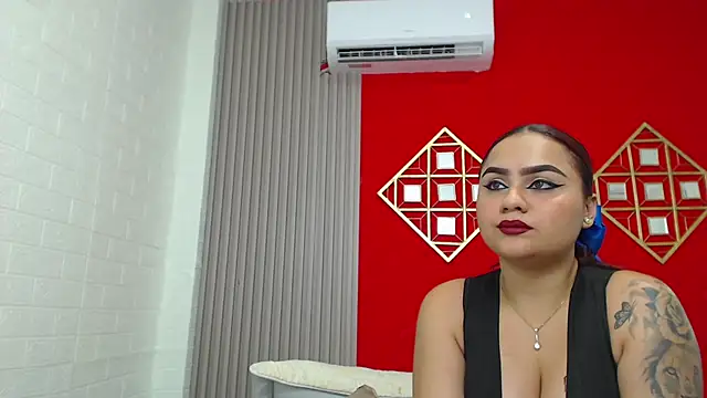 Jade Sky  online show from January 25, 2025, 7:39 pm