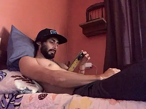 Snapshot of Nooneisthis chatting on March 3, 2025, 4:15 pm Nooneisthis online show from March 3, 2025, 4:15 pm