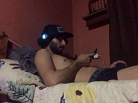 Snapshot of Nooneisthis chatting on March 6, 2025, 9:36 am Nooneisthis online show from March 6, 2025, 9:36 am