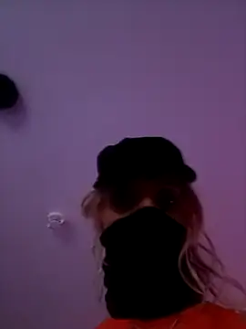 Snapshot of sandrahoeslut chatting on February 13, 2025, 12:02 am sandrahoeslut online show from February 13, 2025, 12:02 am