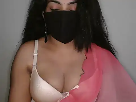 Snapshot of Reddy_Trisha chatting on May 18, 2026, 5:45 am Reddy Trisha online show from May 18, 2026, 5:45 am