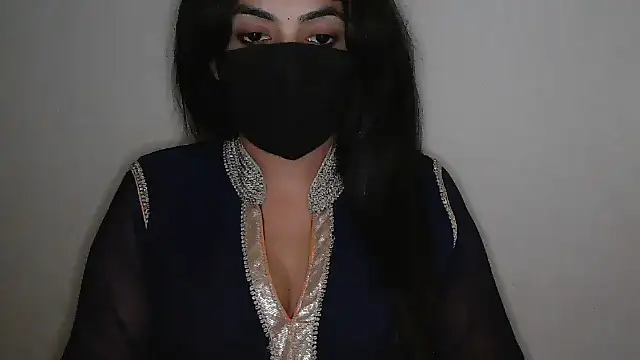 Snapshot of Reddy_Trisha chatting on May 12, 2026, 10:16 pm Reddy Trisha online show from May 12, 2026, 10:16 pm