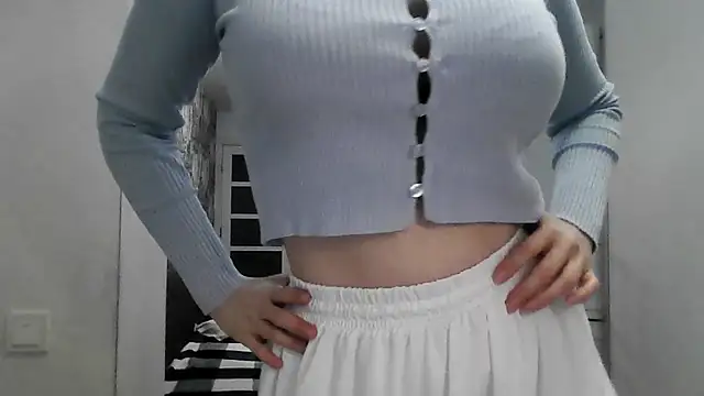 Snapshot of Victoria_Glam chatting on December 15, 2025, 5:30 pm Victoria Glam online show from December 15, 2025, 5:30 pm