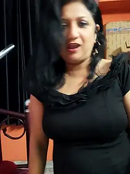 Snapshot of horny_lizia chatting on December 19, 2025, 5:04 pm horny lizia online show from December 19, 2025, 5:04 pm