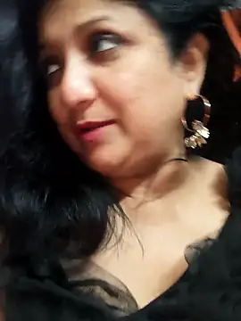 Snapshot of horny_lizia chatting on December 15, 2025, 7:31 pm horny lizia online show from December 15, 2025, 7:31 pm