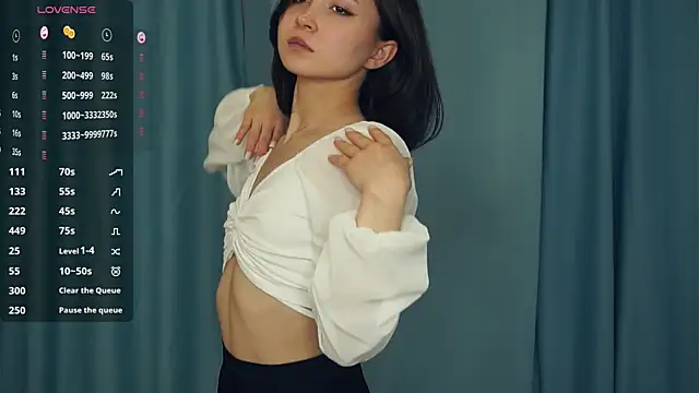 VeronaCritchlow online show from March 6, 2025, 11:03 am