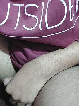 Snapshot of Extrembox5 chatting on November 14, 2025, 5:49 pm Extrembox5 online show from November 14, 2025, 5:49 pm