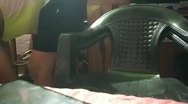 Snapshot of Extrembox5 chatting on March 16, 2025, 12:11 pm Extrembox5 online show from March 16, 2025, 12:11 pm