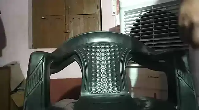 Snapshot of Extrembox5 chatting on March 20, 2025, 2:10 pm Extrembox5 online show from March 20, 2025, 2:10 pm