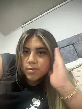 MeganCrow online show from November 18, 2025, 12:15 am