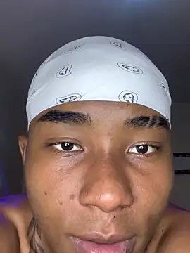 Snapshot of JackBBC18 chatting on November 17, 2025, 3:49 pm JackBBC18 online show from November 17, 2025, 3:49 pm