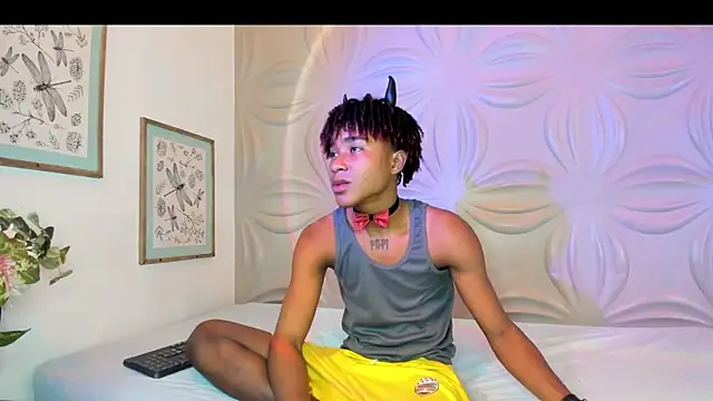 Snapshot of JackBBC18 chatting on February 20, 2025, 11:42 am JackBBC18 online show from February 20, 2025, 11:42 am