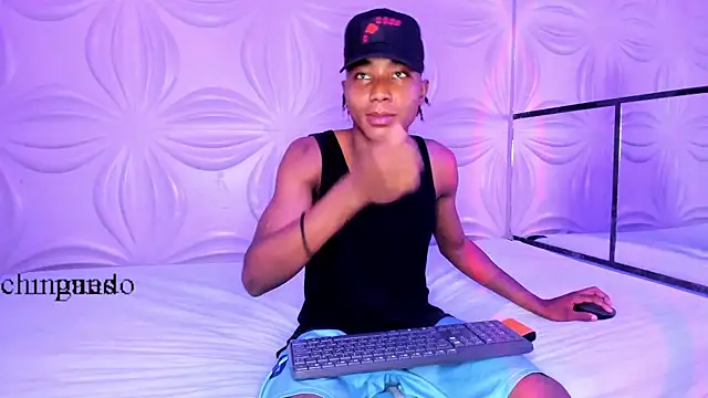 Snapshot of JackBBC18 chatting on February 1, 2025, 1:09 pm JackBBC18 online show from February 1, 2025, 1:09 pm