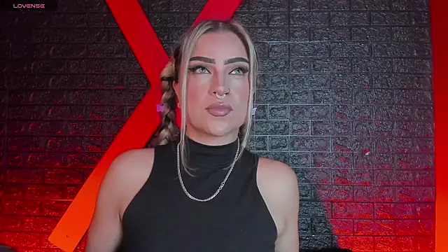 Snapshot of Valka_praskov chatting on January 15, 2026, 11:46 am Valka praskov online show from January 15, 2026, 11:46 am