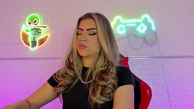 Snapshot of Valka_praskov chatting on January 13, 2026, 2:21 pm Valka praskov online show from January 13, 2026, 2:21 pm