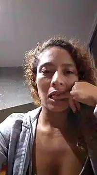 Snapshot of Zoedaniels chatting on March 11, 2025, 5:02 am Zoedaniels online show from March 11, 2025, 5:02 am