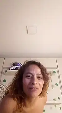 Snapshot of Zoedaniels chatting on March 18, 2025, 12:08 am Zoedaniels online show from March 18, 2025, 12:08 am