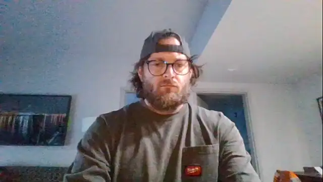 rrunner7718 online show from March 18, 2025, 2:06 pm