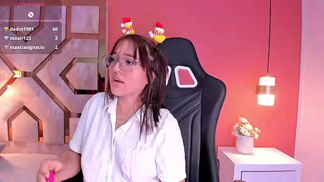 Billie Jhonson  online show from November 30, 2025, 12:50 pm