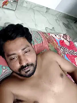 Snapshot of PARTHI012025 chatting on April 26, 2026, 6:43 am PARTHI012025 online show from April 26, 2026, 6:43 am