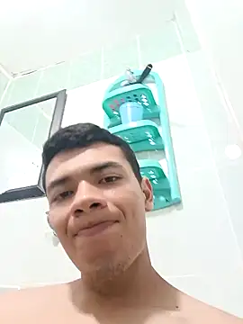 Snapshot of andresiito203 chatting on February 18, 2025, 4:04 am andresiito203 online show from February 18, 2025, 4:04 am