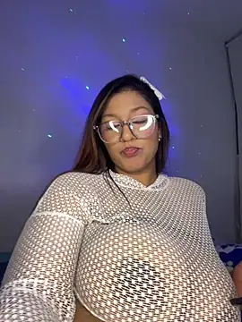 Snapshot of ALEXANDRA95 chatting on March 6, 2025, 7:25 am ALEXANDRA95 online show from March 6, 2025, 7:25 am