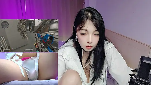 Snapshot of Song_99 chatting on December 14, 2025, 8:09 am Song 99 online show from December 14, 2025, 8:09 am