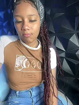 Snapshot of Brihana-Thompson chatting on January 25, 2025, 2:14 pm Brihana-Thompson online show from January 25, 2025, 2:14 pm