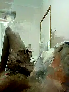 Snapshot of babyboy_tee chatting on September 12, 2025, 8:41 pm babyboy tee online show from September 12, 2025, 8:41 pm