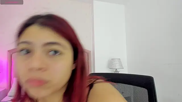 Kendall  Fox online show from November 7, 2025, 7:35 am