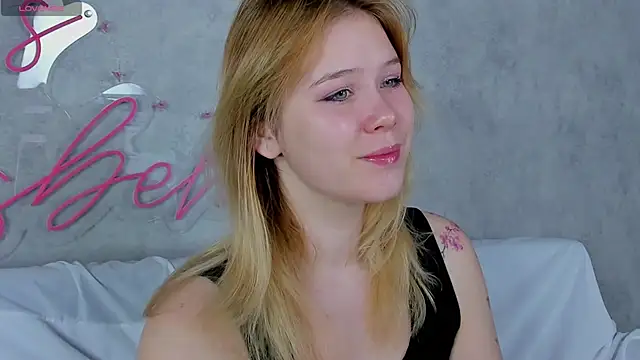 Snapshot of Amy_Kimberlly chatting on September 30, 2025, 12:16 am Amy Kimberlly online show from September 30, 2025, 12:16 am