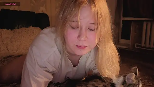 Snapshot of Amy_Kimberlly chatting on October 17, 2025, 12:18 pm Amy Kimberlly online show from October 17, 2025, 12:18 pm