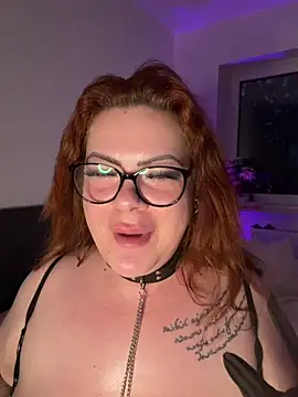 Snapshot of AnastasiaCumowa chatting on May 5, 2026, 7:39 pm AnastasiaCumowa online show from May 5, 2026, 7:39 pm