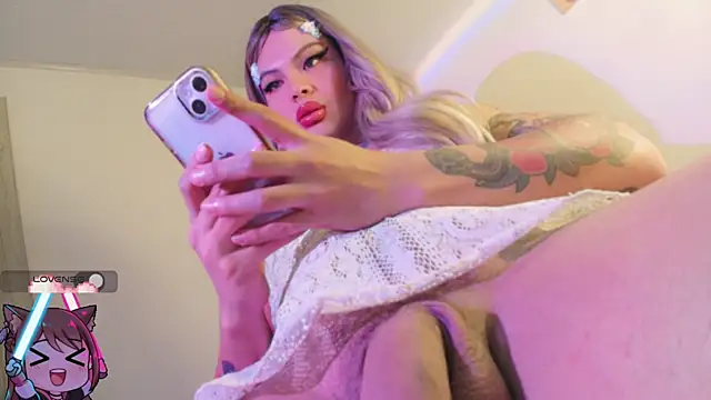 Snapshot of REBECA_VALENTINE chatting on February 6, 2026, 3:24 am REBECA VALENTINE online show from February 6, 2026, 3:24 am