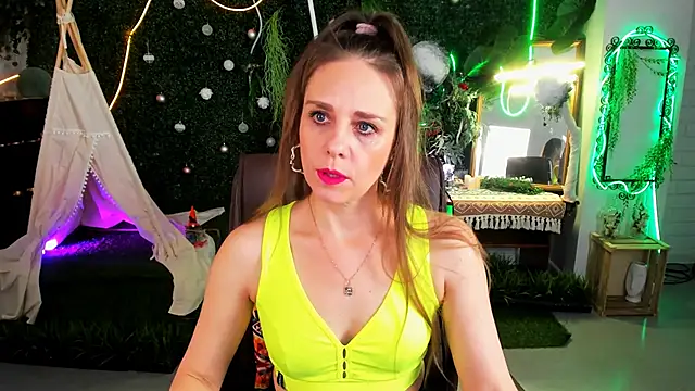 EmiliaBedy online show from March 25, 2026, 9:08 am