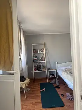 bunnythetailor online show from February 6, 2025, 10:25 am