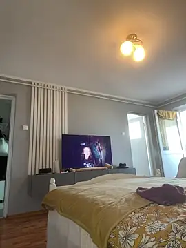 bunnythetailor online show from January 31, 2025, 1:34 pm