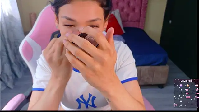 Snapshot of Sofii_cutee chatting on January 7, 2026, 3:17 pm Sofii cutee online show from January 7, 2026, 3:17 pm